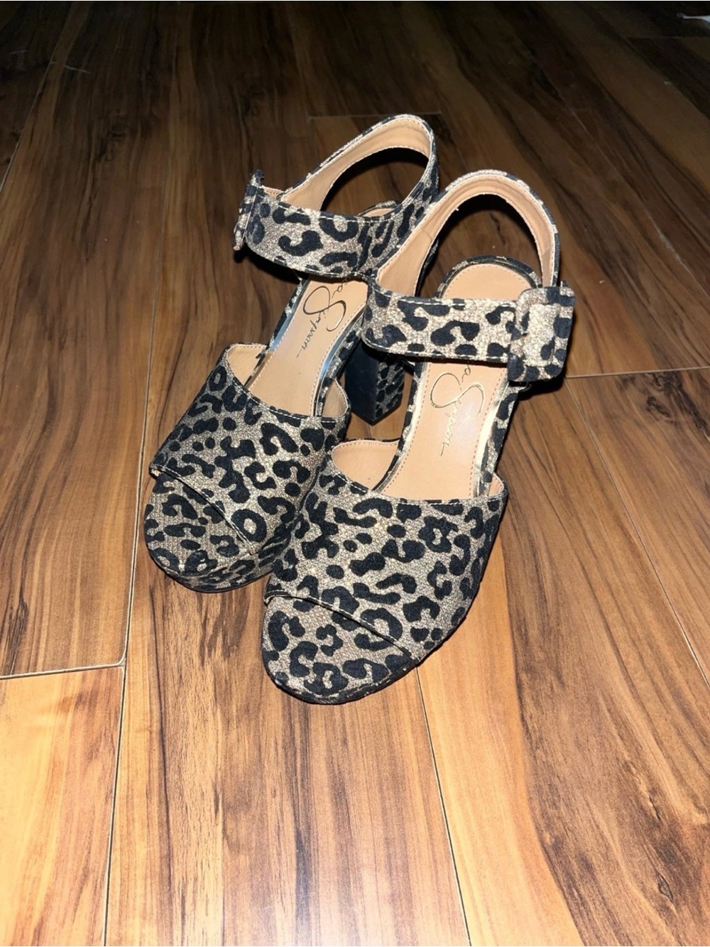 Jessica Simpson Tan and Black Leopard Print Platform Sandals 6M